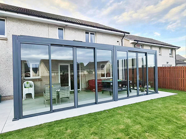 <center>Sunroom</center>